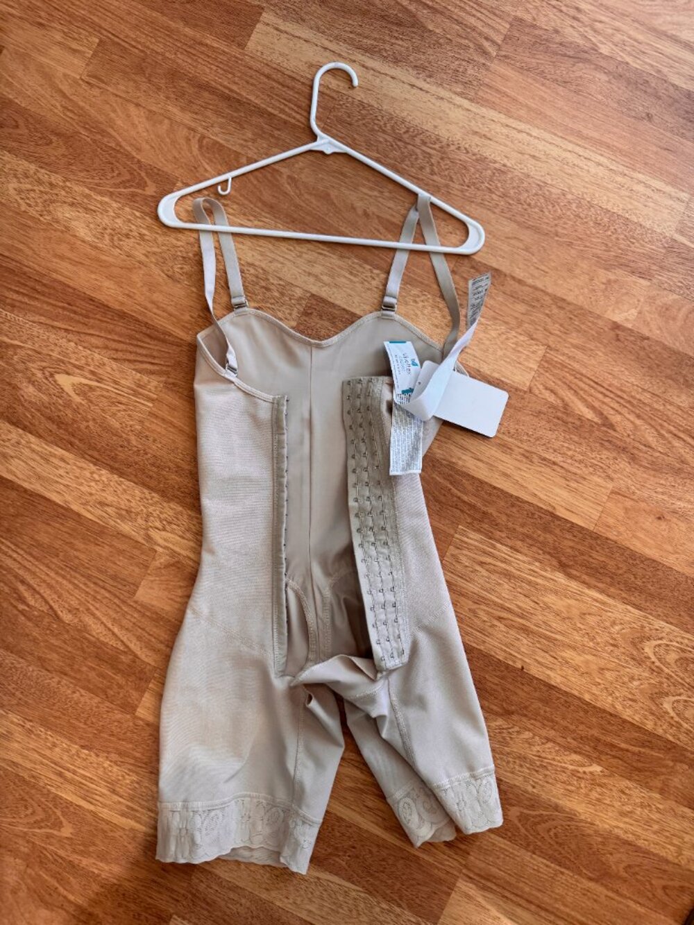 Fajate Colombian Faja Post-Surgical Compression Bodysuit Size S NWT Beige